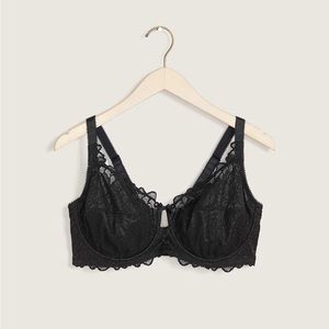 PENNINGTONS DEESSE size 36 B BLACK LACE UNDERWIRE BRA keyhole NWT